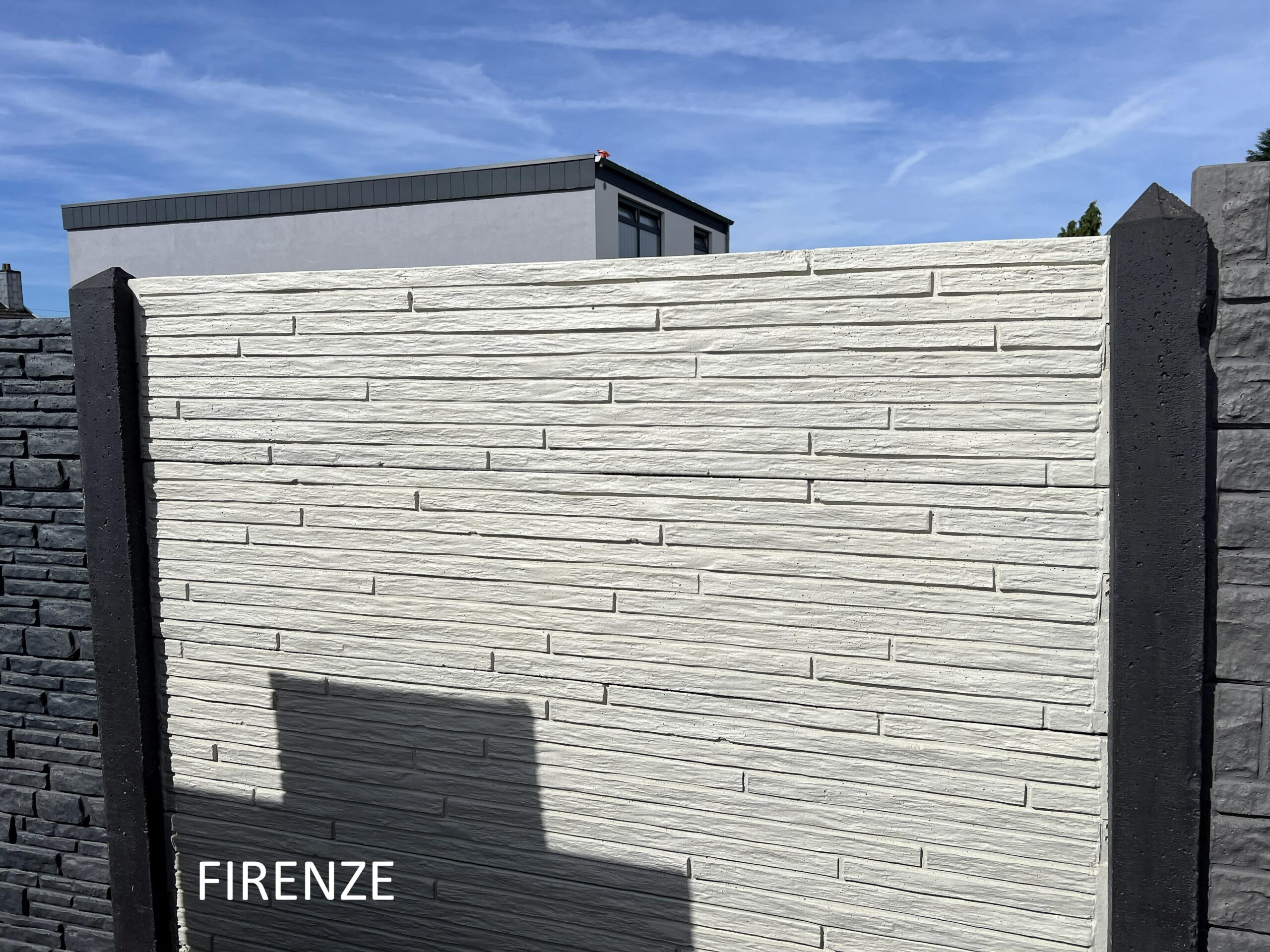 Image d'un assemblage de palissade Firenze de chez BAJ béton